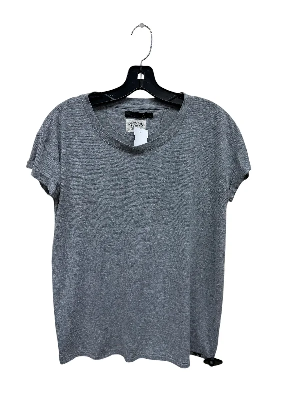 Top Short Sleeve By Prana In Grey, Size: S